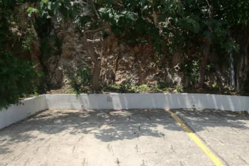plaza parking