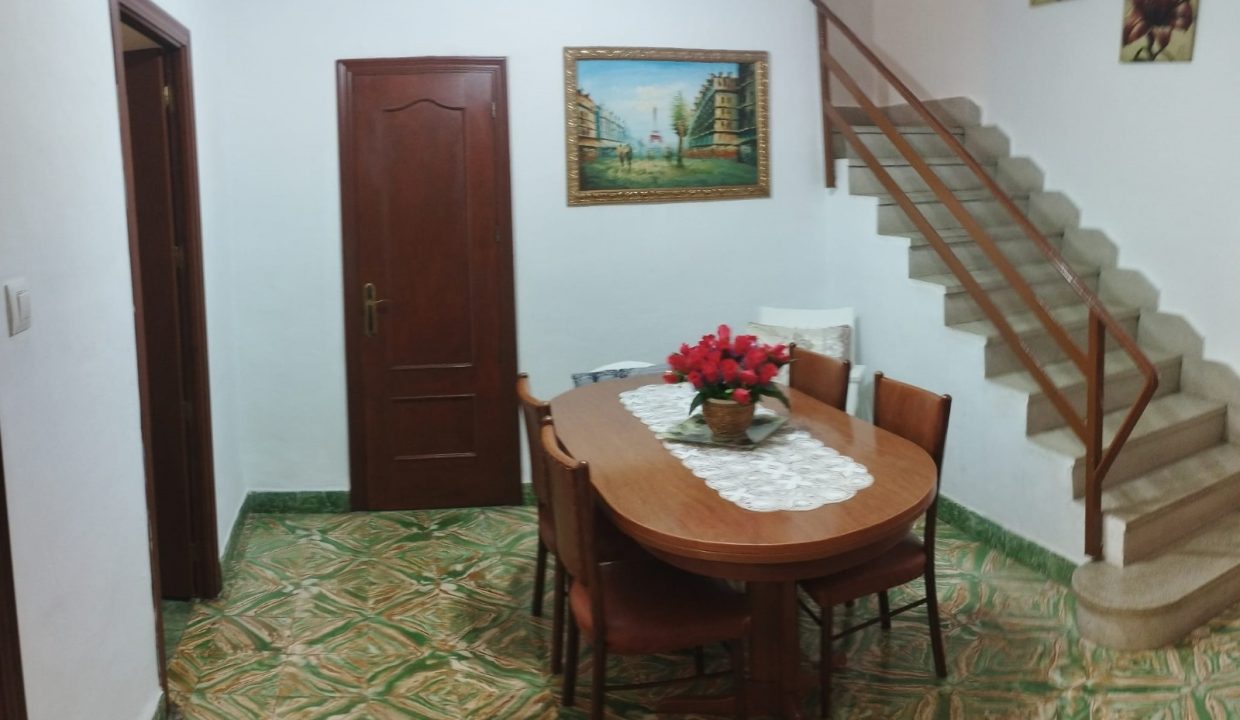 15579791-f734-4ffd-81df-95726202092d