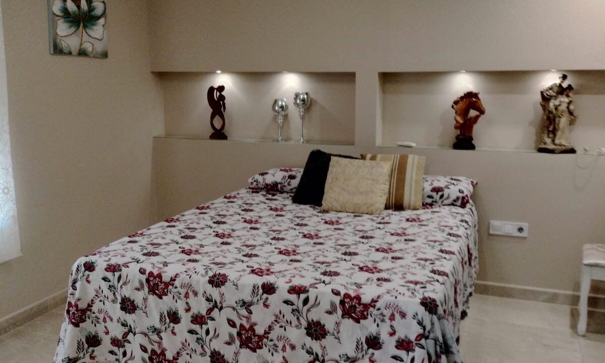 WhatsApp Image 2025-12-01 at 09.16.51 (11)