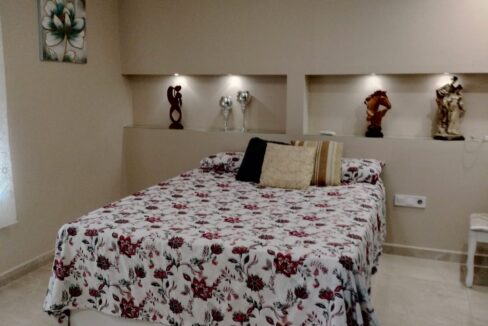 WhatsApp Image 2025-12-01 at 09.16.51 (11)