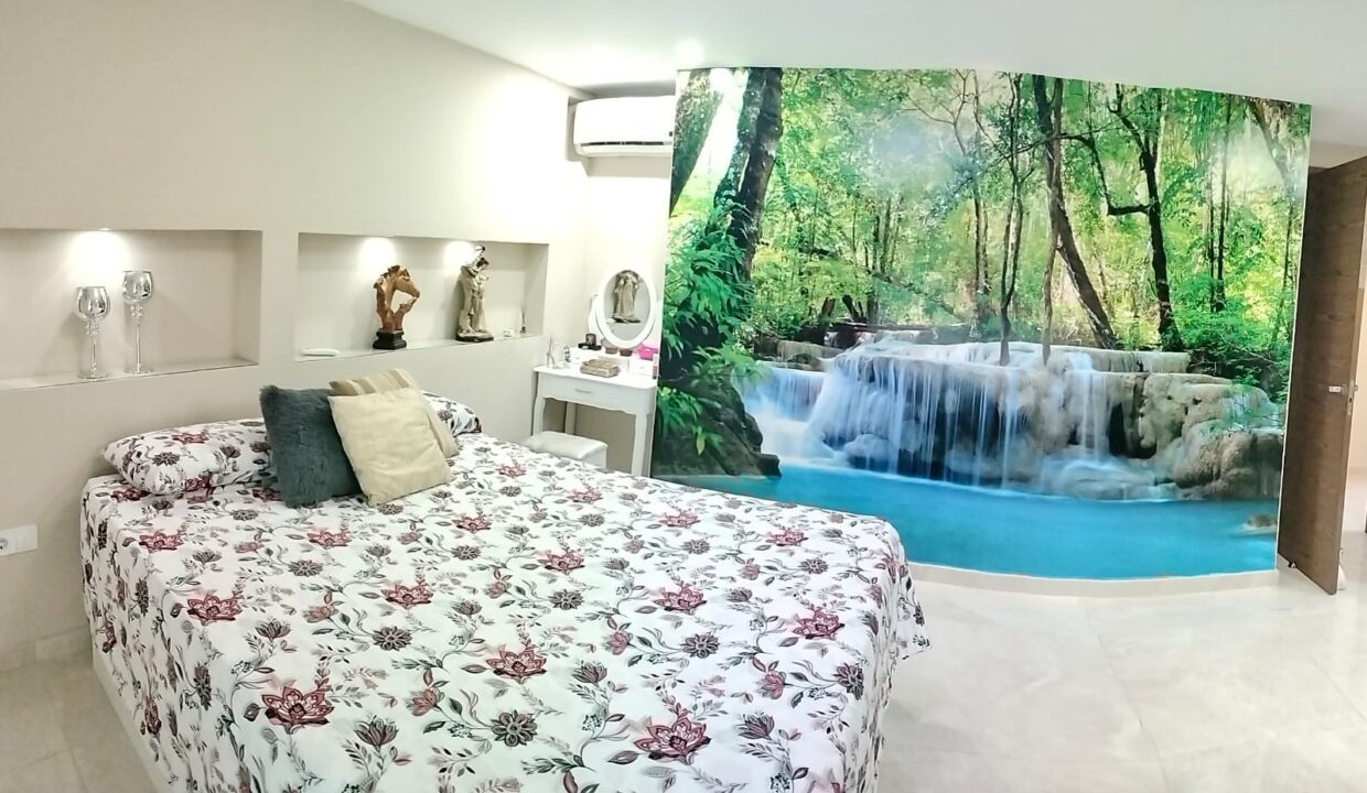 WhatsApp Image 2025-12-01 at 09.16.52 (1)