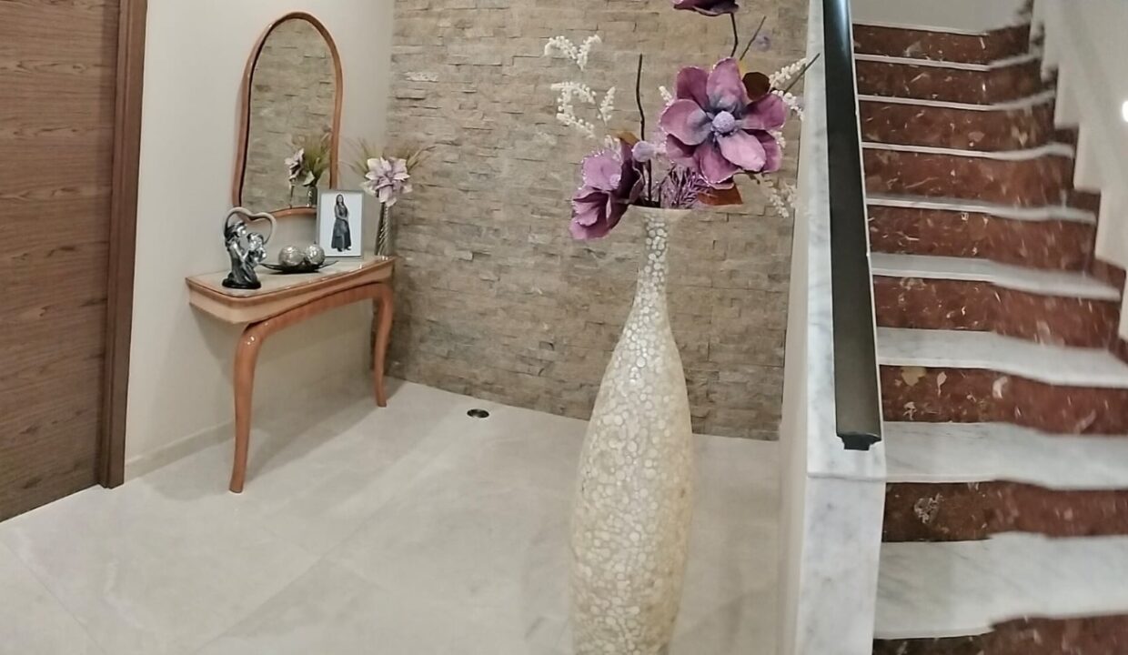 WhatsApp Image 2025-12-01 at 09.16.52 (19)