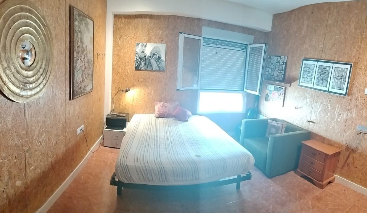 591c331d-bbf4-4e9e-b461-a5c765e99f10