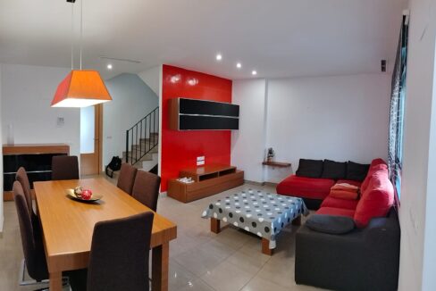 WhatsApp Image 2025-11-25 at 13.57.11 (5)