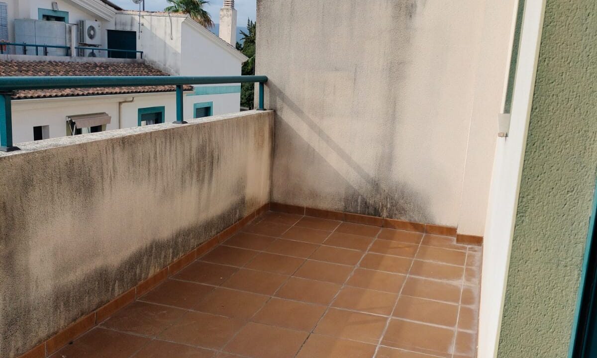 WhatsApp Image 2025-11-25 at 13.57.12 (1)