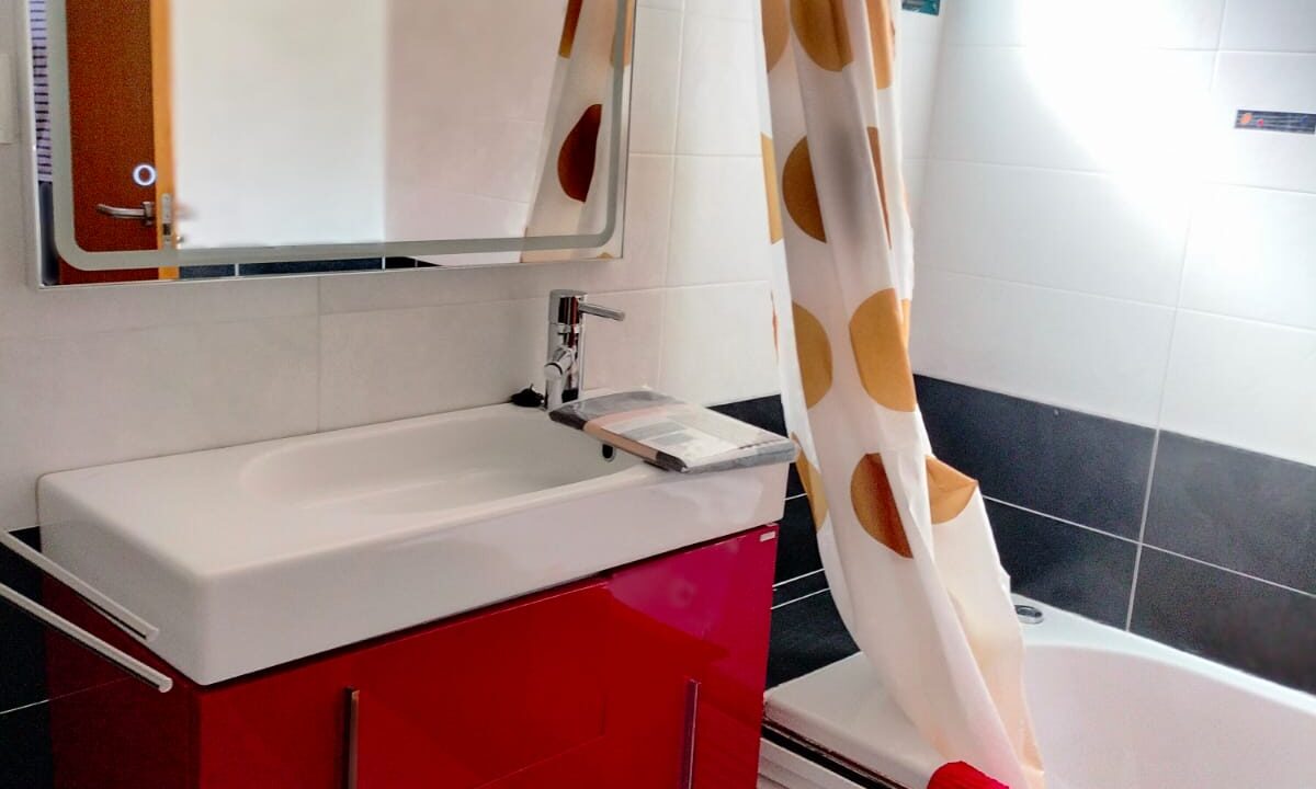 WhatsApp Image 2025-11-25 at 13.57.13