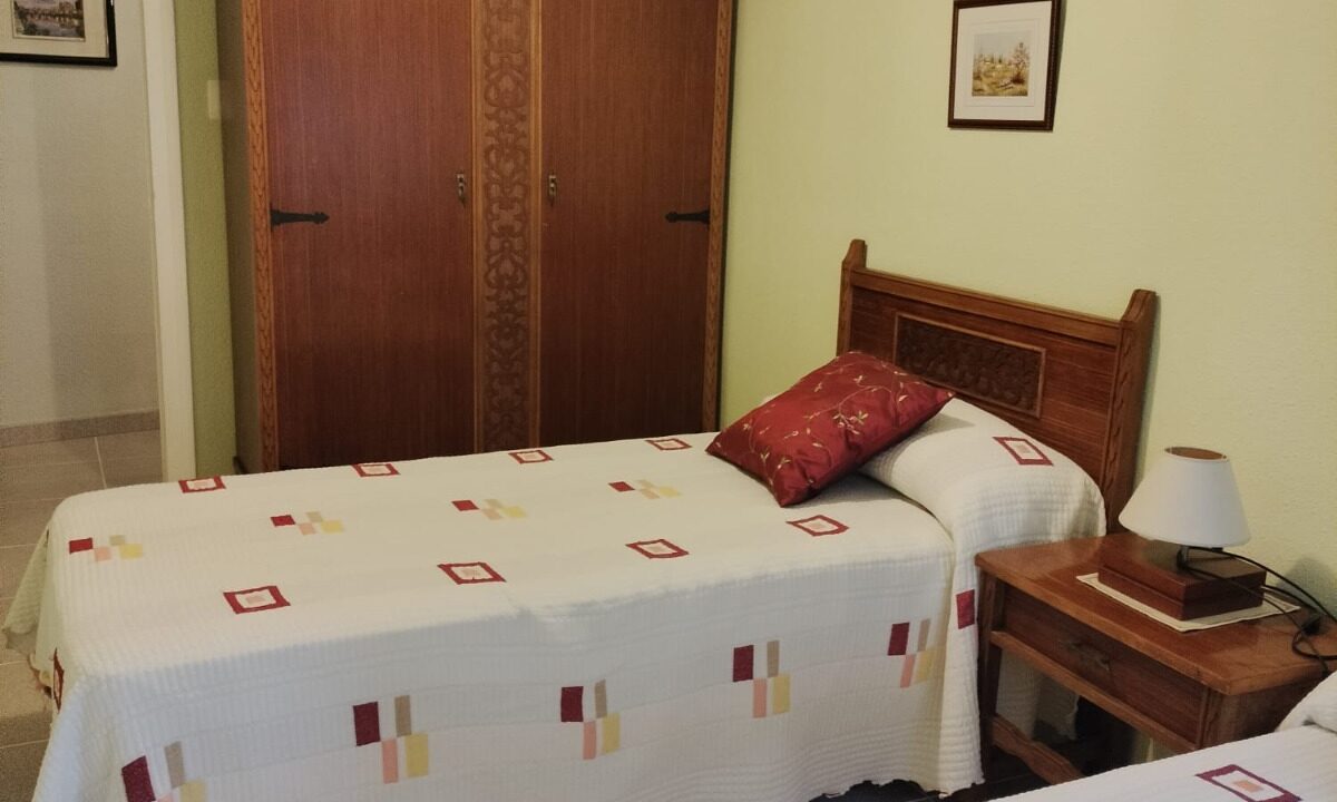 ab94e78c-5388-41dc-9c0a-31c5a09de2c2