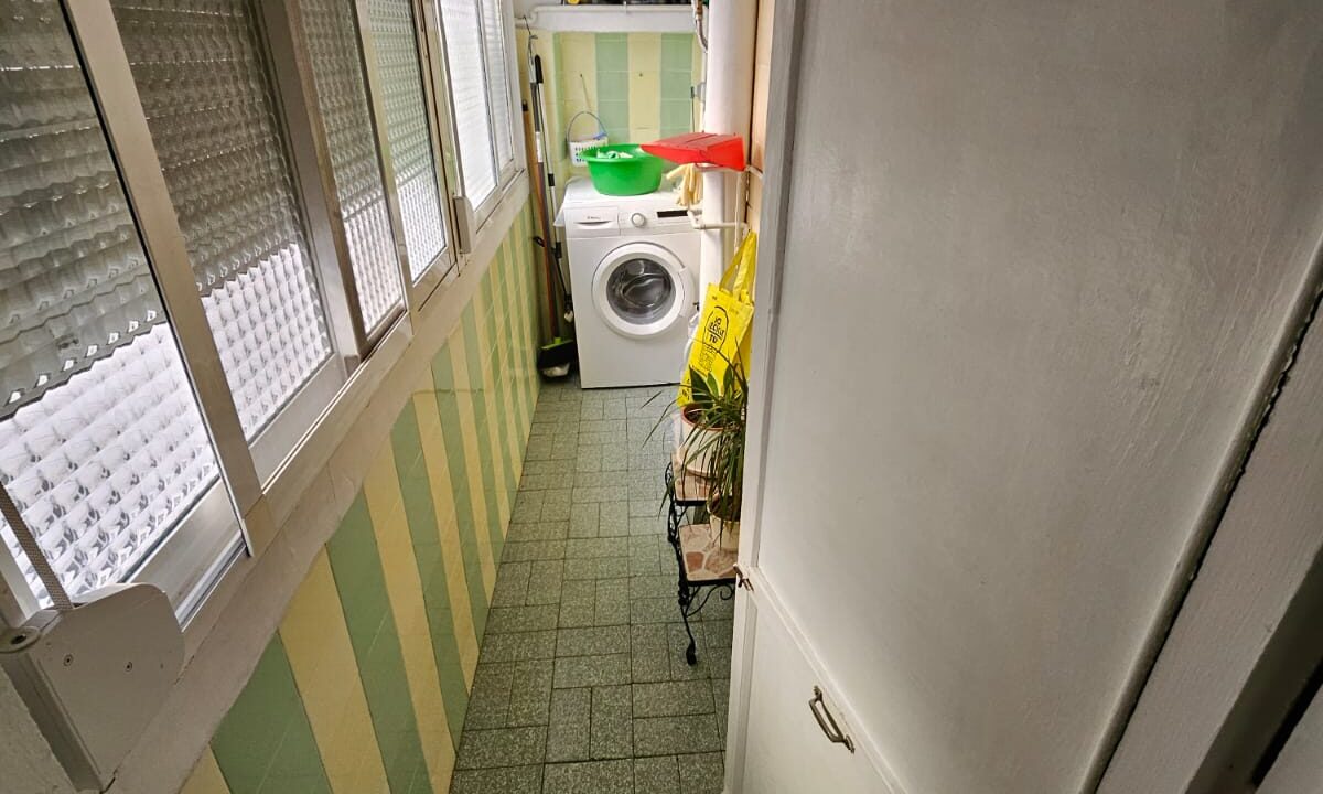 cdf5fb93-e138-40e6-8d91-26cf5fe58aee