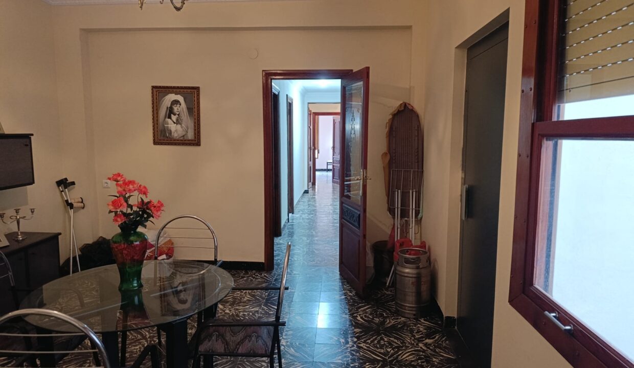 Edificio de uso mixto en venta en Avenida Loygorri sn (12)