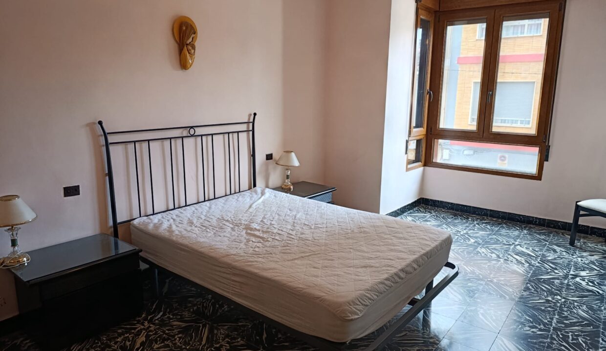 Edificio de uso mixto en venta en Avenida Loygorri sn (29)