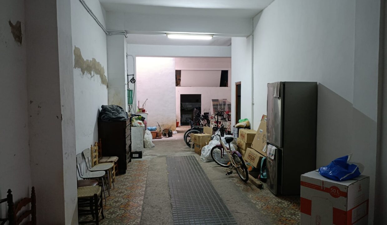 Edificio de uso mixto en venta en Avenida Loygorri sn (3)