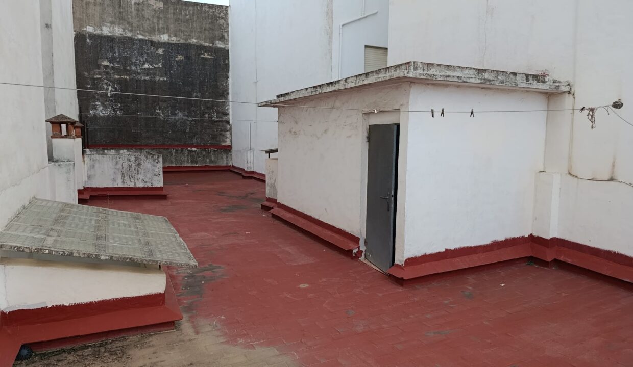 Edificio de uso mixto en venta en Avenida Loygorri sn (7)