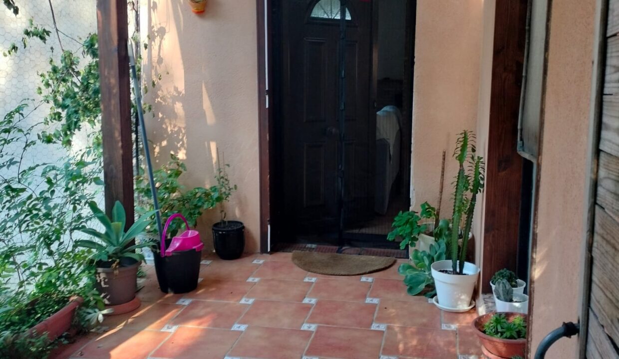 WhatsApp Image 2025-10-07 at 13.16.00 (4)