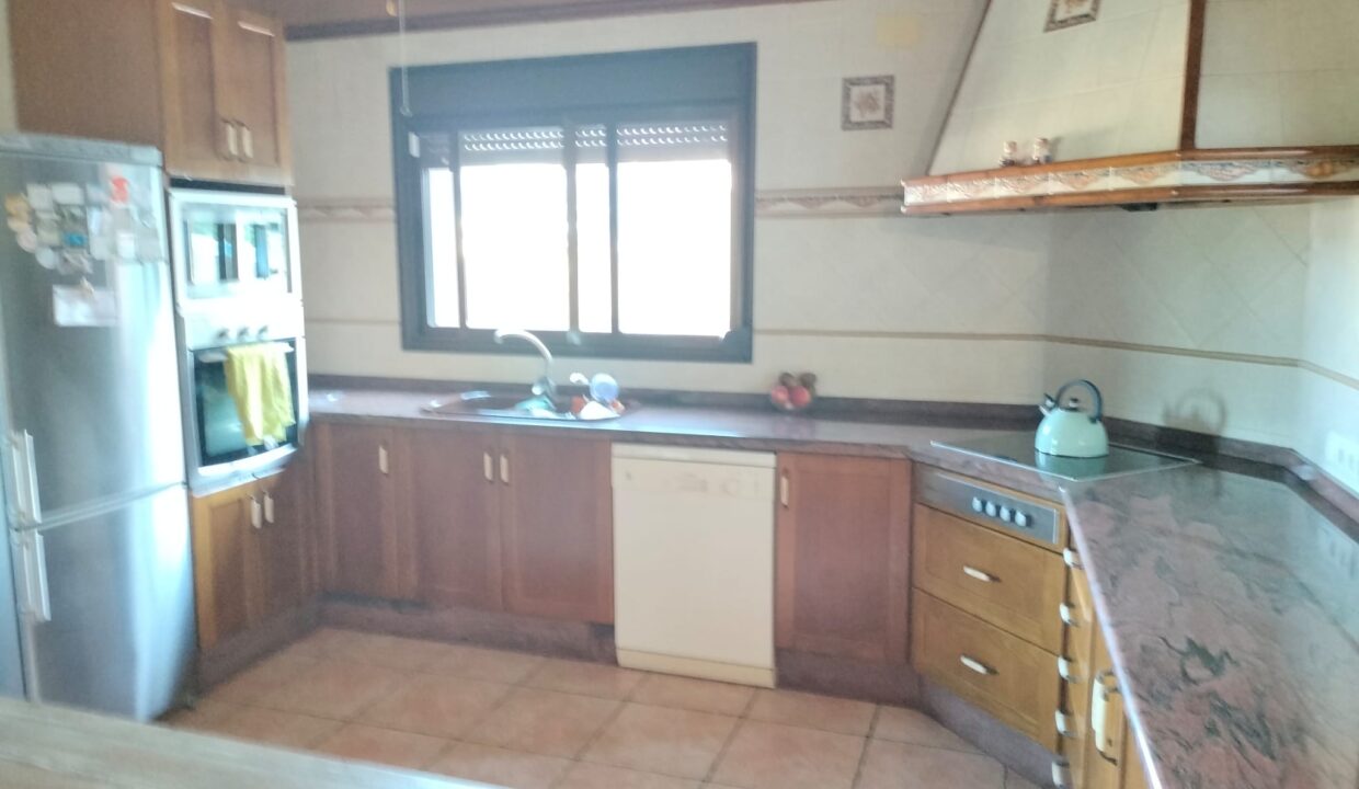 WhatsApp Image 2025-10-07 at 13.16.01