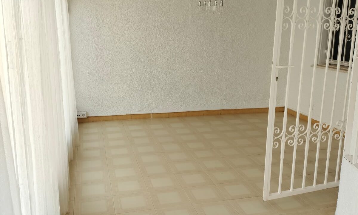 WhatsApp Image 2025-10-08 at 18.27.14 (1)