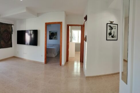 WhatsApp Image 2025-12-04 at 07.33.37 (1)