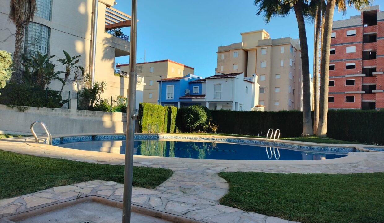 WhatsApp Image 2025-12-04 at 07.33.37 (3)